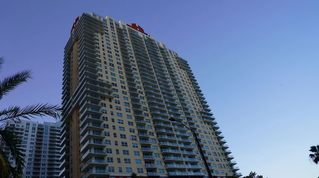 The Mark on Brickell  photo 3